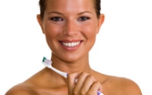 Vệ sinh răng miệng cho bệnh nhân chỉnh nha