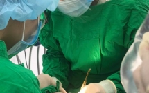 Tuyển dụng phụ tá, tiếp tân nha khoa