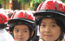 Mũ bảo hiểm cho bé