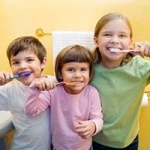 Tại sao đánh răng kỹ mà vẫn bị sâu răng?