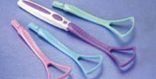 Phương pháp sử dụng cây cạo lưỡi 